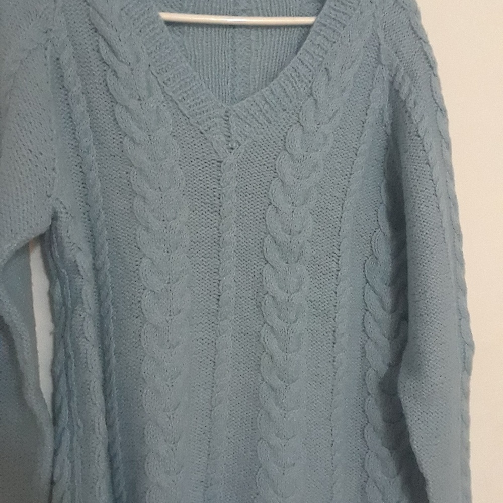Blue sweater size M-XL